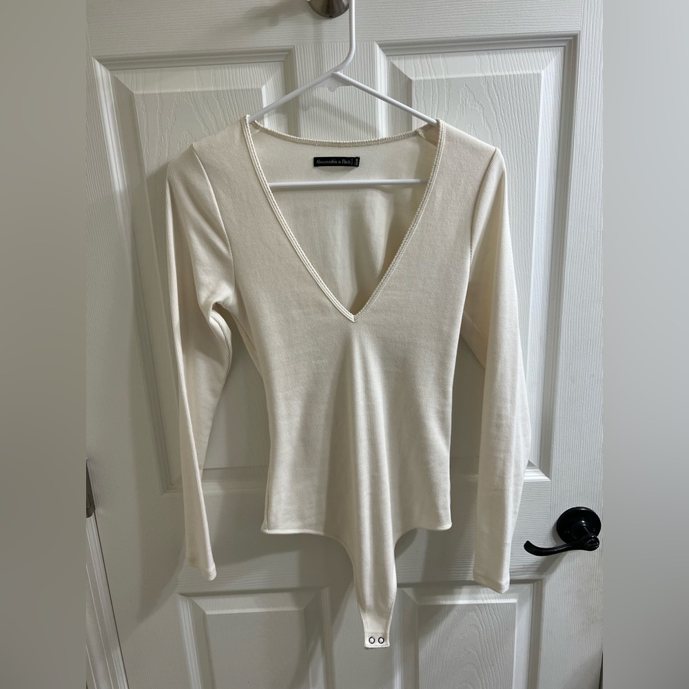 Ribbed V Neck White Long Sleeve Abercrombie & Fitch Bodysuit
